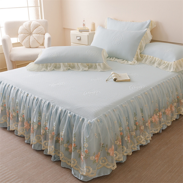 91家纺网 家纺一手货源 找家纺 好儿喜家纺 2025新款A类海洋丝凉感夏被夏凉被空调被豆豆席席子凉席床裙四件套--花香系列 花香-浅蓝