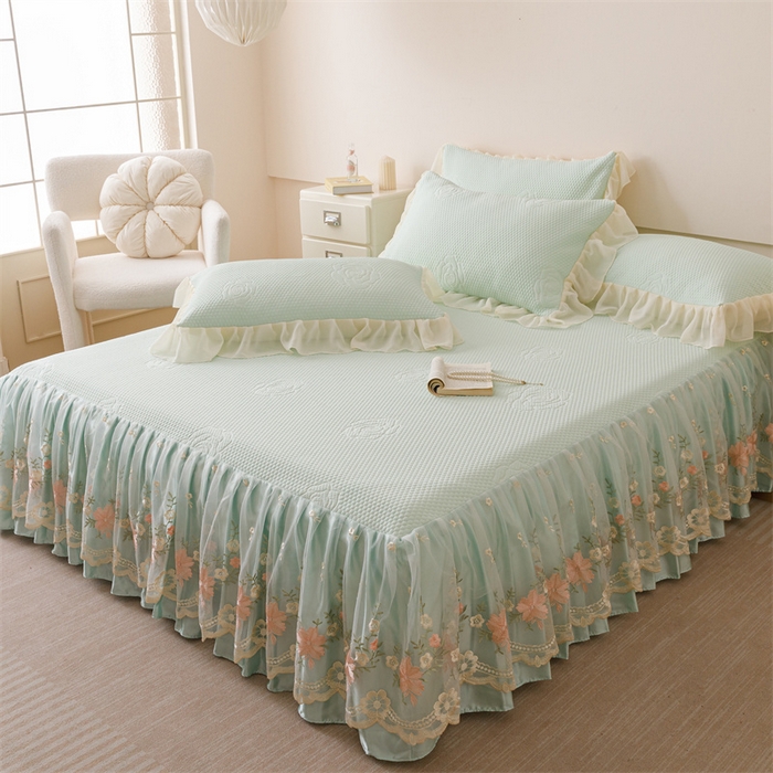 91家纺网 家纺一手货源 找家纺 好儿喜家纺 2025新款A类海洋丝凉感豆豆席席子凉席床裙三件套--花香系列 花香-浅绿