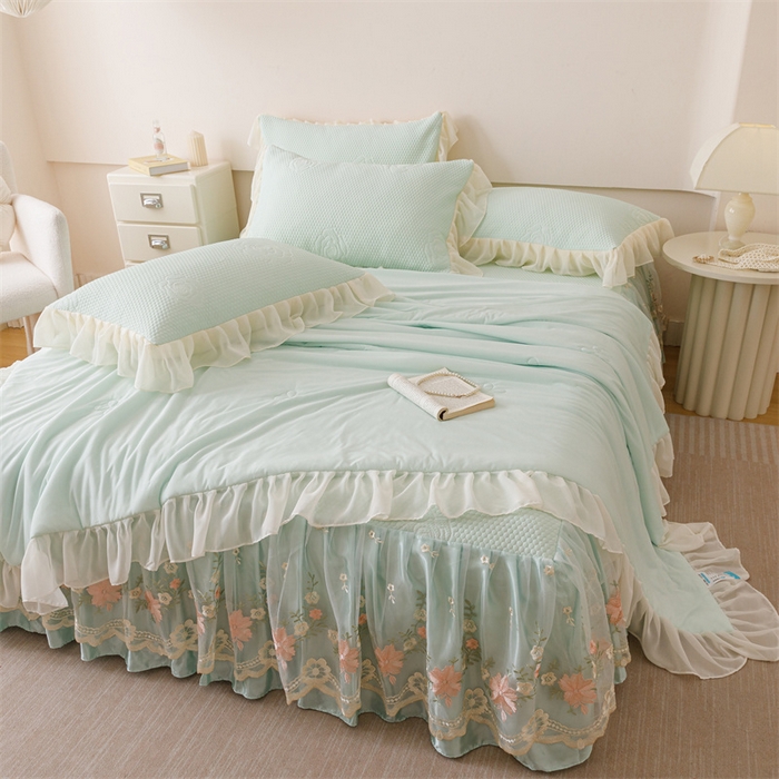 91家纺网 家纺一手货源 找家纺 好儿喜家纺 2025新款A类海洋丝凉感夏被夏凉被空调被豆豆席席子凉席床裙四件套--花香系列 花香-浅绿