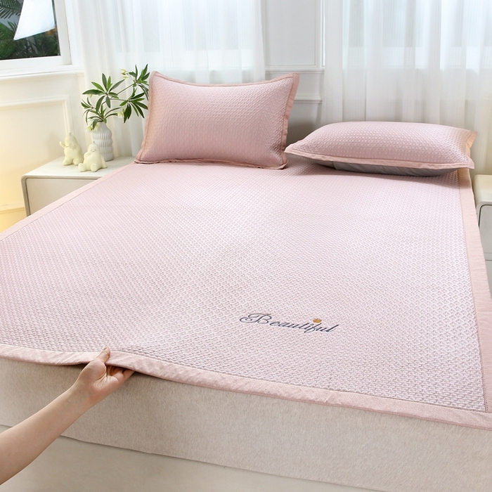 91家纺网 家纺一手货源 找家纺 （总）青雅席业 2025新款3D凉感豆豆爱心刺绣凉席