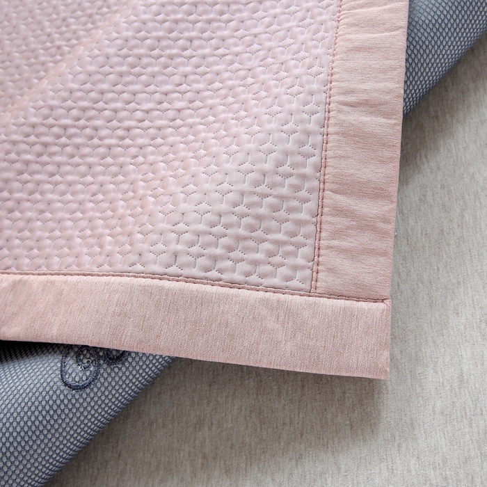 91家纺网 家纺一手货源 找家纺 青雅席业 2025新款3D凉感豆豆爱心刺绣凉席 爱心刺绣-粉