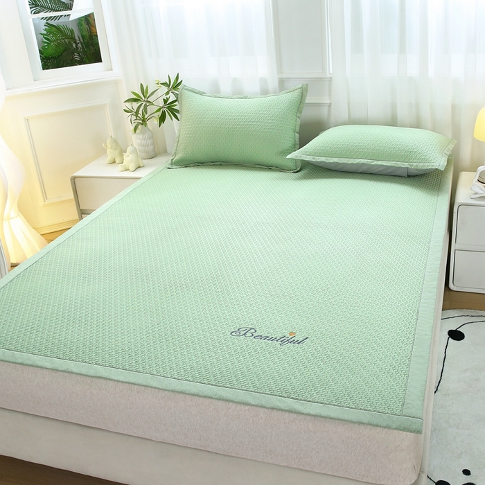 91家纺网 家纺一手货源 找家纺 青雅席业 2025新款3D凉感豆豆爱心刺绣凉席 爱心刺绣-绿