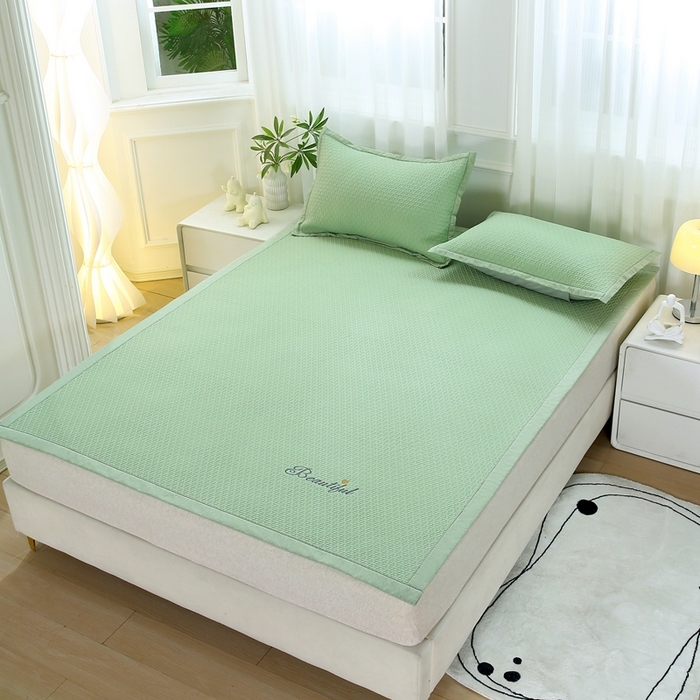 91家纺网 家纺一手货源 找家纺 青雅席业 2025新款3D凉感豆豆爱心刺绣凉席 爱心刺绣-绿