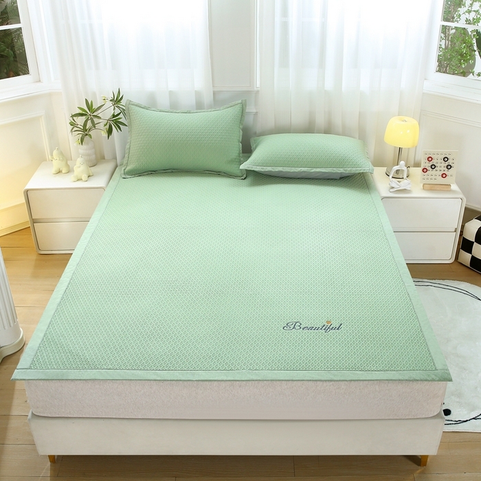 91家纺网 家纺一手货源 找家纺 青雅席业 2025新款3D凉感豆豆爱心刺绣凉席 爱心刺绣-绿