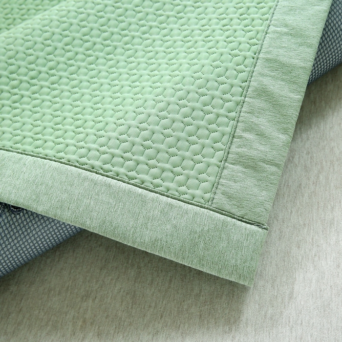 91家纺网 家纺一手货源 找家纺 青雅席业 2025新款3D凉感豆豆爱心刺绣凉席 爱心刺绣-绿