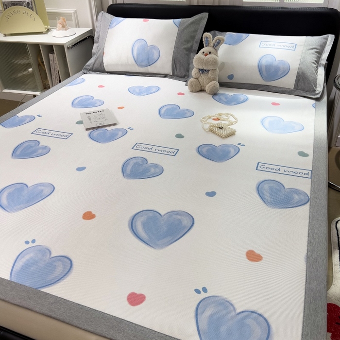 91家纺网 家纺一手货源 找家纺 水云缦 2025新款600D冰藤凉席冰丝席铺床款 铺床款-爱心