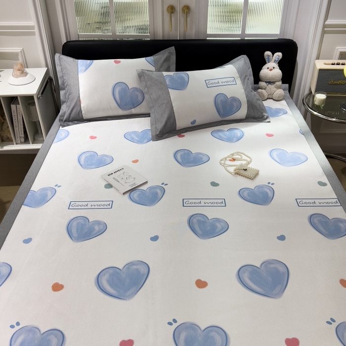 91家纺网 家纺一手货源 找家纺 水云缦 2025新款600D冰藤凉席冰丝席铺床款 铺床款-爱心