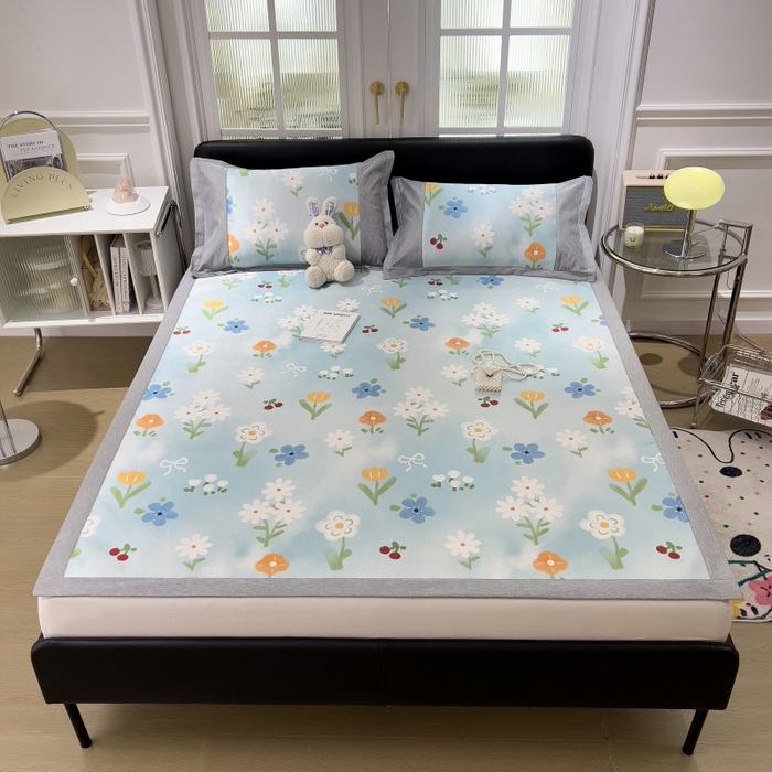 91家纺网 家纺一手货源 找家纺 水云缦 2025新款600D冰藤凉席冰丝席铺床款 铺床款-花朵