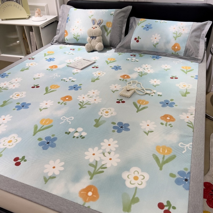 91家纺网 家纺一手货源 找家纺 水云缦 2025新款600D冰藤凉席冰丝席铺床款 铺床款-花朵