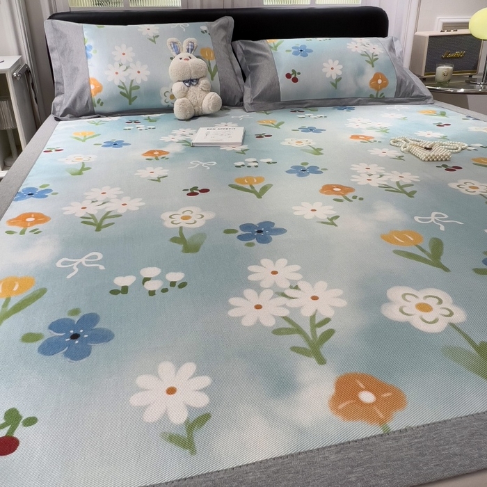 91家纺网 家纺一手货源 找家纺 水云缦 2025新款600D冰藤凉席冰丝席铺床款 铺床款-花朵