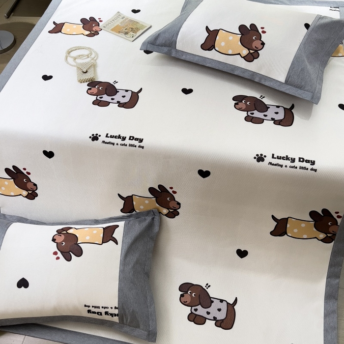 91家纺网 家纺一手货源 找家纺 水云缦 2025新款600D冰藤凉席冰丝席铺床款 铺床款-腊肠狗