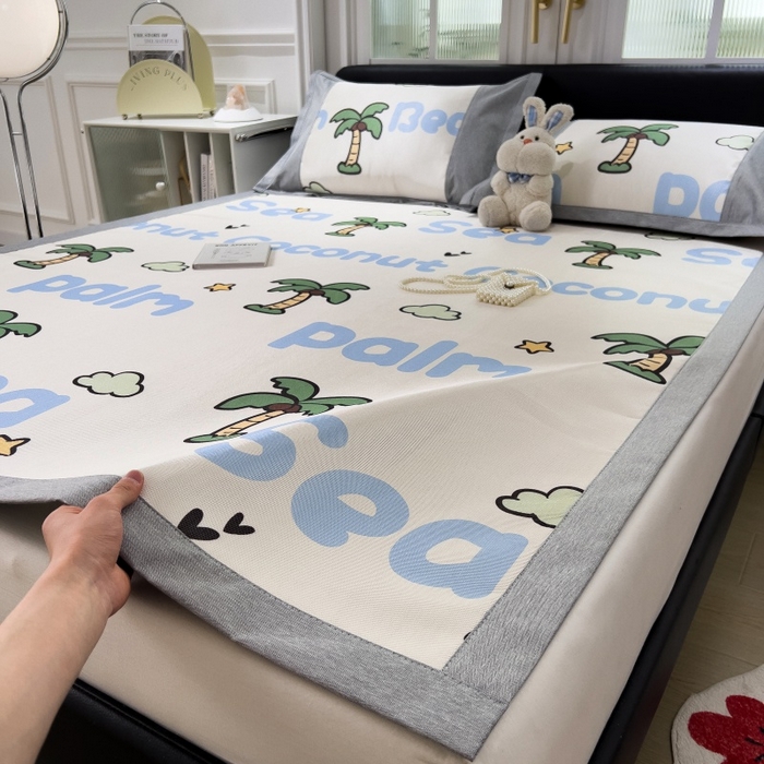 91家纺网 家纺一手货源 找家纺 水云缦 2025新款600D冰藤凉席冰丝席铺床款 铺床款-夏日