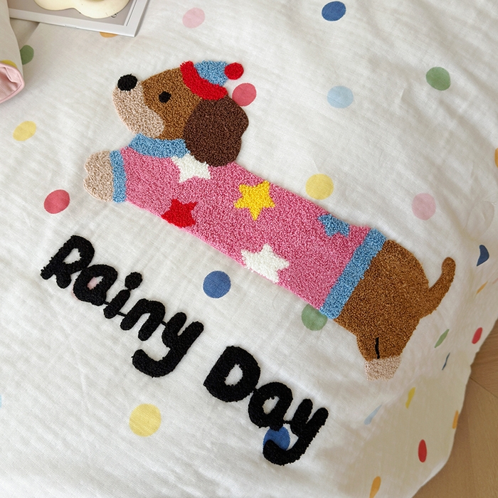 91家纺网 家纺一手货源 找家纺 怡家居 2025新款全棉双层纱毛巾绣夏被四件套 夏被-点点小淘气