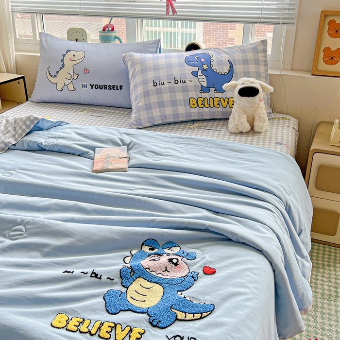 91家纺网 家纺一手货源 找家纺 一霖家纺 2025新款高克重云朵毛巾绣夏被 动感光波