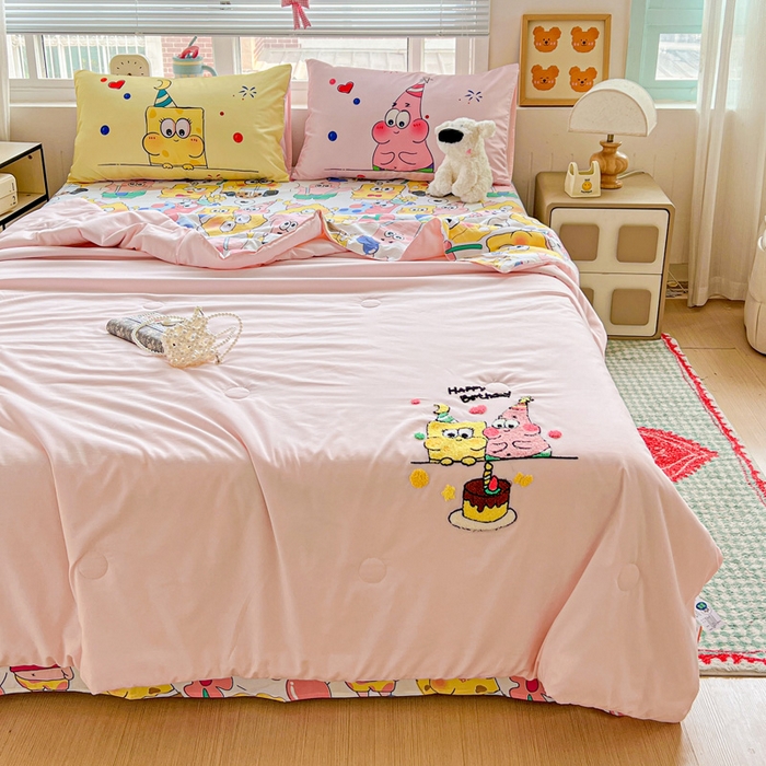 91家纺网 家纺一手货源 找家纺 一霖家纺 2025新款高克重云朵毛巾绣夏被 生日派对