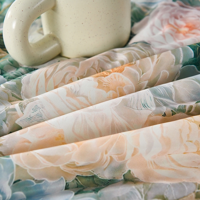 91家纺网 家纺一手货源 找家纺 缔锦家纺 2025新款凉感丝印花夏被 悠然-宁静绿