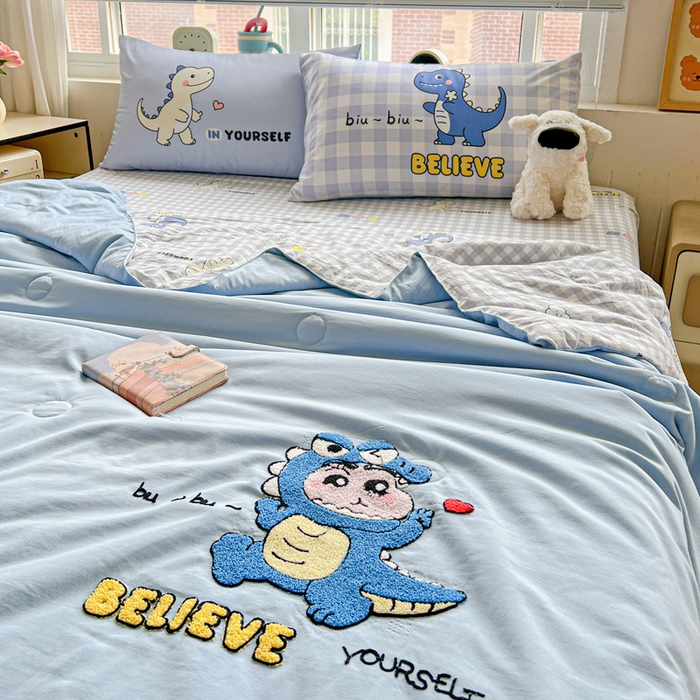 91家纺网 家纺一手货源 找家纺 一霖家纺 2025新款高克重云朵毛巾绣夏被 动感光波