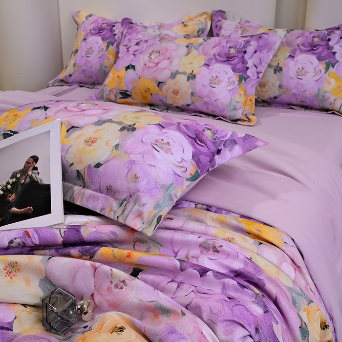 91家纺网 家纺一手货源 找家纺 典雅家纺 2025新款艾阳暖棉印花四件套 花海-薰衣紫