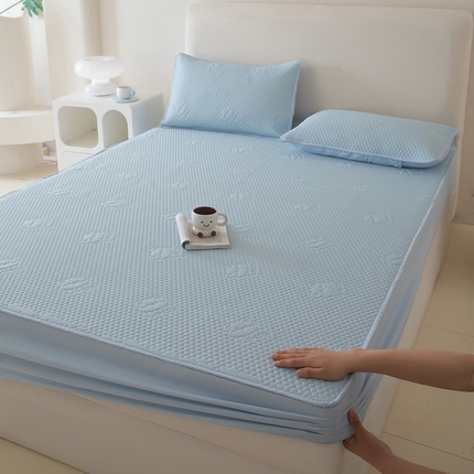 91家纺网 家纺一手货源 找家纺 莱登卡奴 25新款A类凉感丝熊豆豆凉席床笠款 熊豆豆湖兰