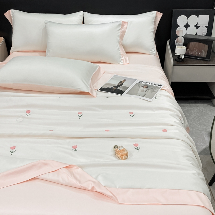 91家纺网 家纺一手货源 找家纺 （总）伊梵居 2025新款水洗冰丝刺绣夏被夏凉被空调被