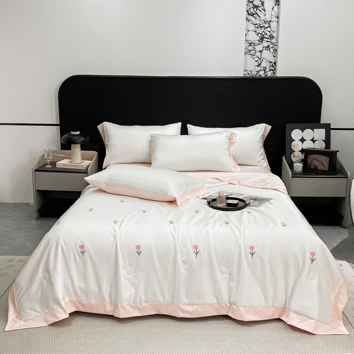 91家纺网 家纺一手货源 找家纺 （总）伊梵居 2025新款水洗冰丝刺绣夏被夏凉被空调被