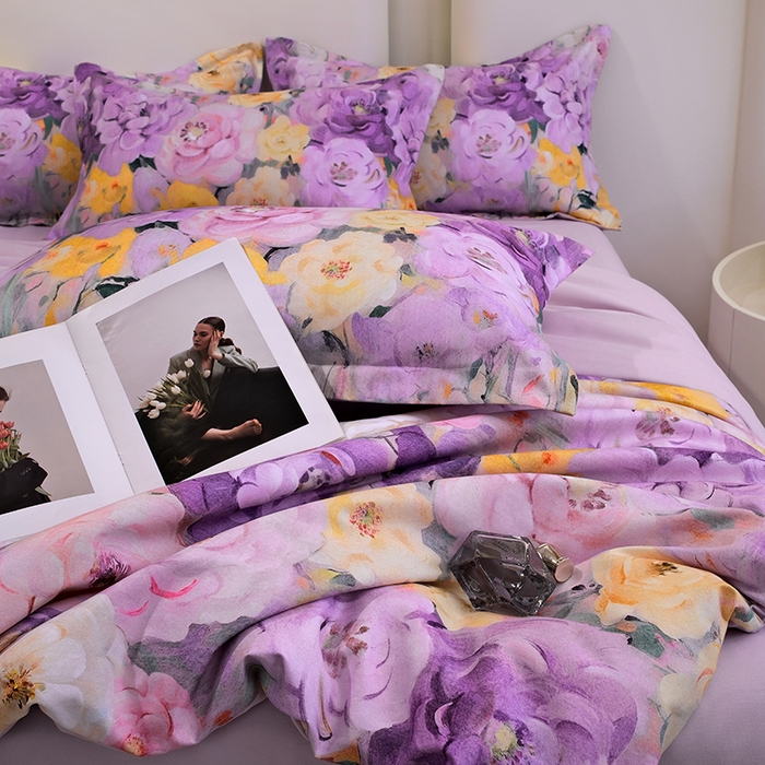 91家纺网 家纺一手货源 找家纺 典雅家纺 2025新款艾阳暖棉印花四件套 花海-薰衣紫