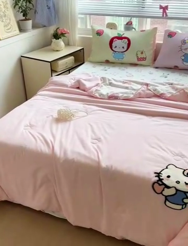 91家纺网 家纺一手货源 找家纺 一霖家纺 2025新款高克重云朵毛巾绣夏被 萌萌哒小猫