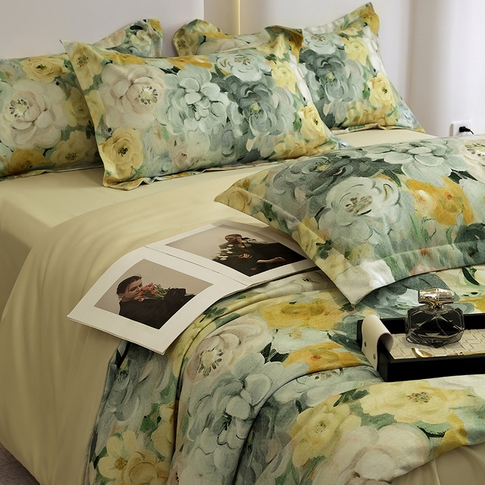 91家纺网 家纺一手货源 找家纺 典雅家纺 2025新款艾阳暖棉印花四件套 花海-抹茶绿