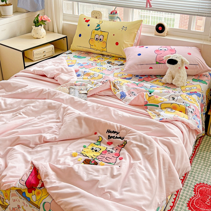 91家纺网 家纺一手货源 找家纺 一霖家纺 2025新款高克重云朵毛巾绣夏被 生日派对