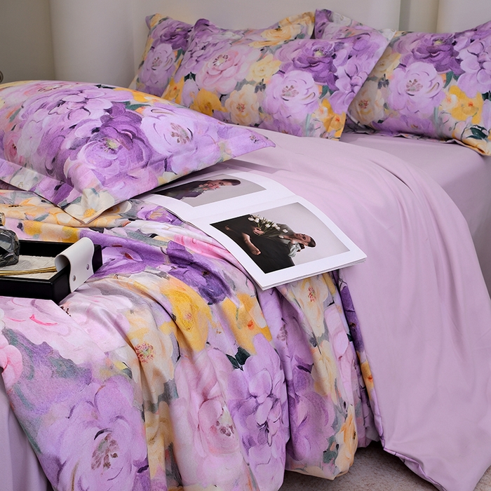 91家纺网 家纺一手货源 找家纺 典雅家纺 2025新款艾阳暖棉印花四件套 花海-薰衣紫