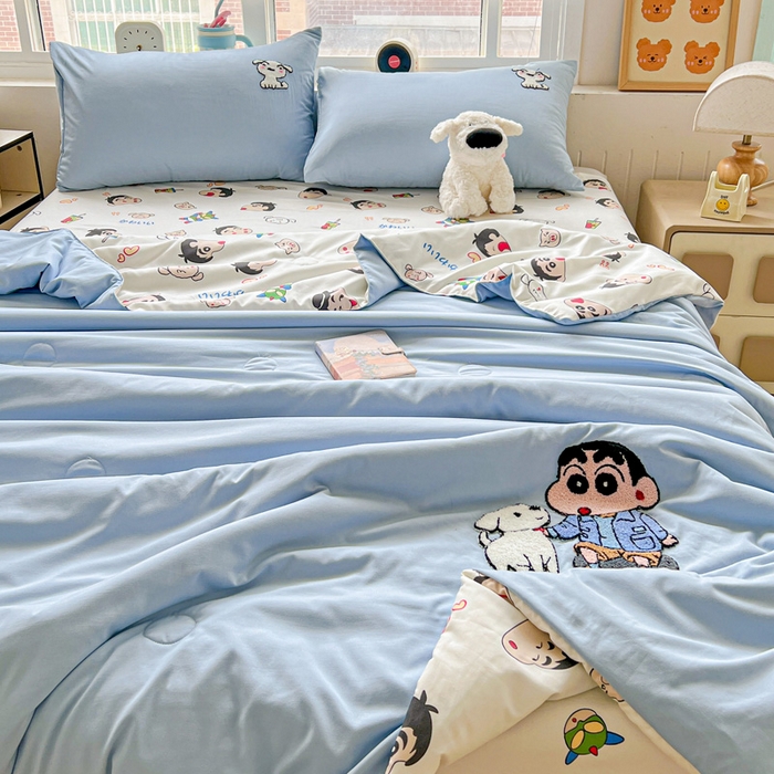 91家纺网 家纺一手货源 找家纺 一霖家纺 2025新款高克重云朵毛巾绣夏被 小新和大白