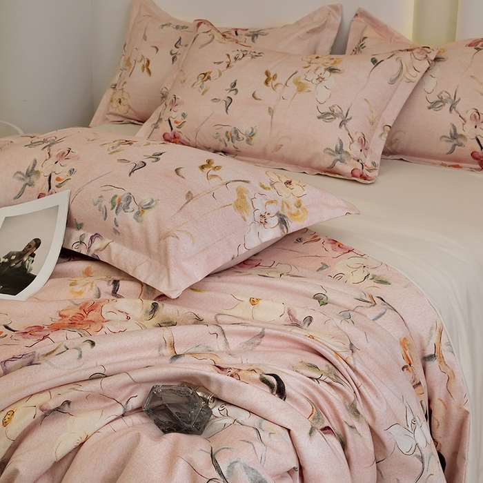 91家纺网 家纺一手货源 找家纺 典雅家纺 2025新款艾阳暖棉印花四件套 芳颜