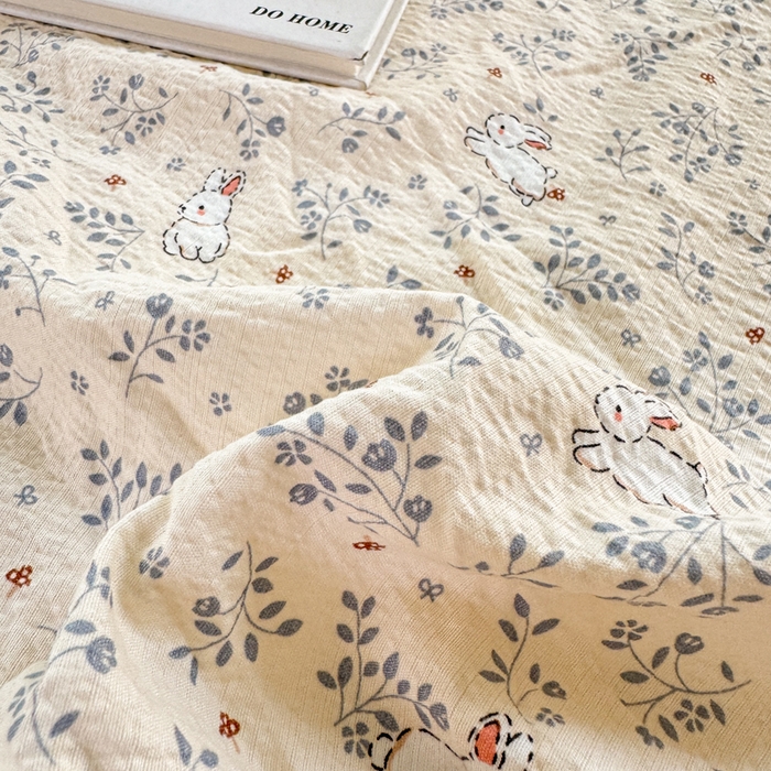 91家纺网 家纺一手货源 找家纺 仟网汇 2025新款云感棉双层纱床笠 花间兔