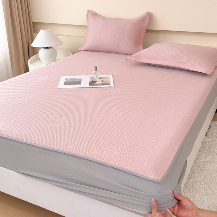 91家纺网 家纺一手货源 找家纺 瑞兴纺 2025新款高分子PE软凉席绣花款床笠款 床笠款-花之语-粉