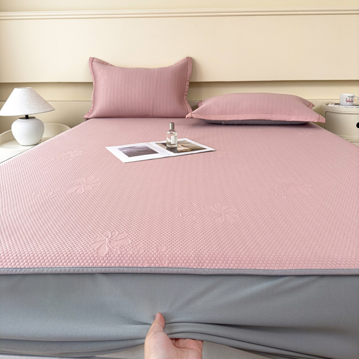 91家纺网 家纺一手货源 找家纺 瑞兴纺 2025新款高分子PE软凉席绣花款床笠款 床笠款-花之语-粉