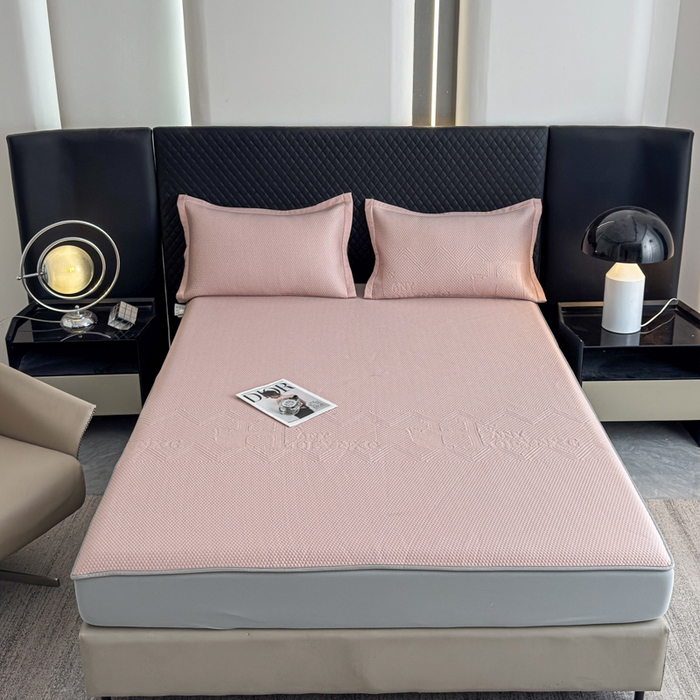 91家纺网 家纺一手货源 找家纺 （总）瑞兴纺 2025新款高分子PE软凉席绣花款床笠款