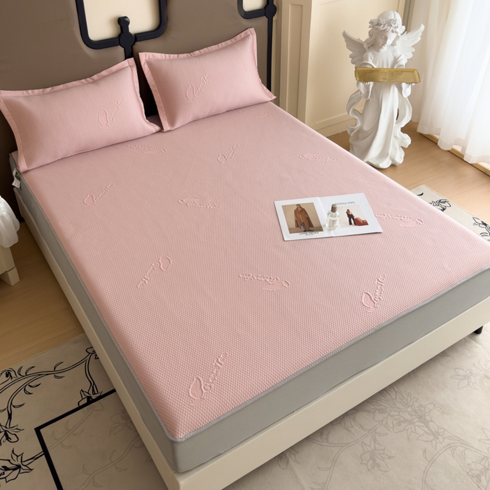 91家纺网 家纺一手货源 找家纺 瑞兴纺 2025新款高分子PE软凉席绣花款床笠款 床笠款-沐夕-粉