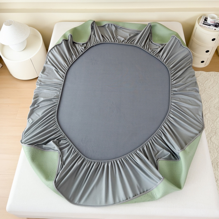 91家纺网 家纺一手货源 找家纺 瑞兴纺 2025新款高分子PE软凉席绣花款床笠款 床笠款-花之语-绿