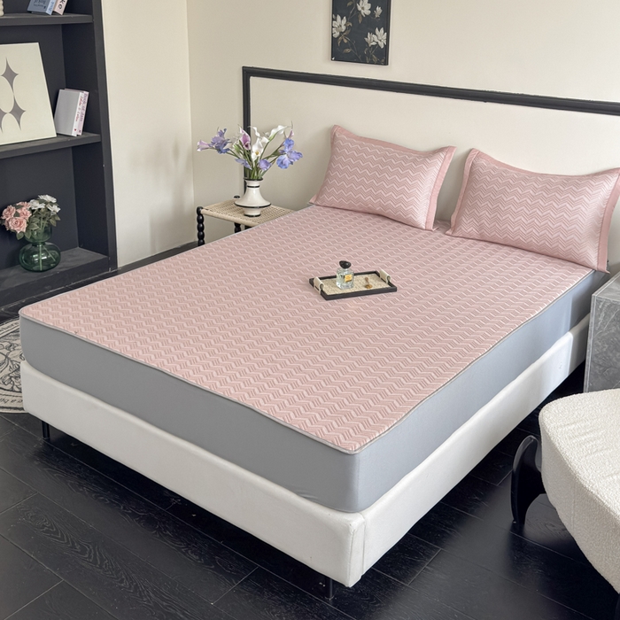 91家纺网 家纺一手货源 找家纺 （总）瑞兴纺 2025新款高分子PE软凉席绣花款床笠款