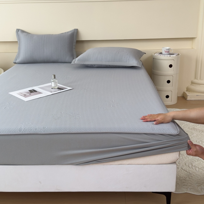 91家纺网 家纺一手货源 找家纺 瑞兴纺 2025新款高分子PE软凉席绣花款床笠款 床笠款-花之语-灰