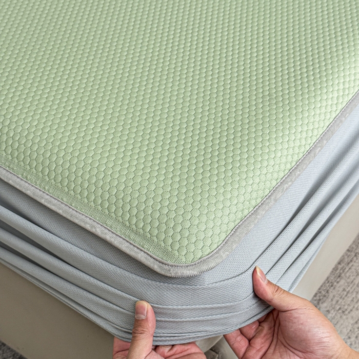 91家纺网 家纺一手货源 找家纺 瑞兴纺 2025新款高分子PE软凉席绣花款床笠款 床笠款-路易威-绿