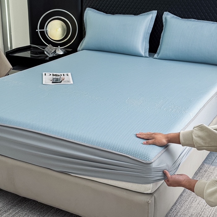 91家纺网 家纺一手货源 找家纺 瑞兴纺 2025新款高分子PE软凉席绣花款床笠款 床笠款-路易威-蓝