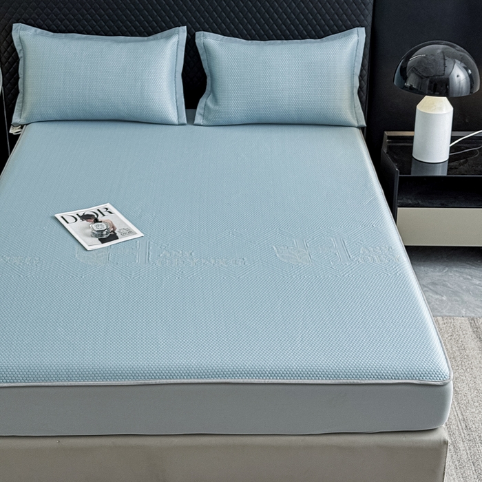 91家纺网 家纺一手货源 找家纺 瑞兴纺 2025新款高分子PE软凉席绣花款床笠款 床笠款-路易威-蓝