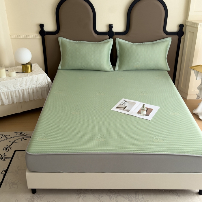 91家纺网 家纺一手货源 找家纺 瑞兴纺 2025新款高分子PE软凉席绣花款床笠款 床笠款-樱桃-绿