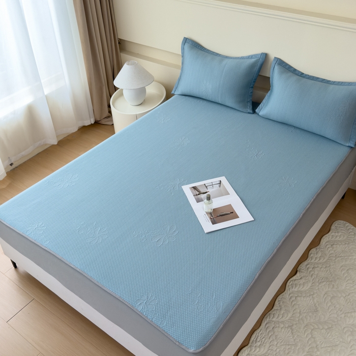 91家纺网 家纺一手货源 找家纺 瑞兴纺 2025新款高分子PE软凉席绣花款床笠款 床笠款-花之语-蓝