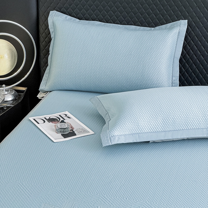 91家纺网 家纺一手货源 找家纺 瑞兴纺 2025新款高分子PE软凉席绣花款床笠款 床笠款-路易威-蓝