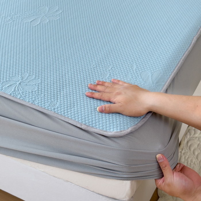 91家纺网 家纺一手货源 找家纺 瑞兴纺 2025新款高分子PE软凉席绣花款床笠款 床笠款-花之语-蓝