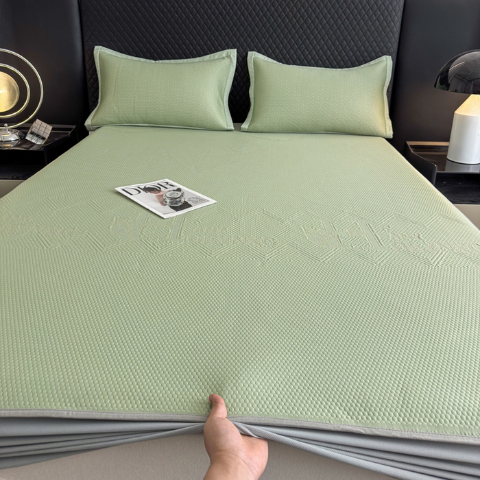 91家纺网 家纺一手货源 找家纺 瑞兴纺 2025新款高分子PE软凉席绣花款床笠款 床笠款-路易威-绿