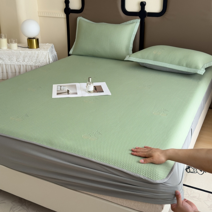 91家纺网 家纺一手货源 找家纺 瑞兴纺 2025新款高分子PE软凉席绣花款床笠款 床笠款-樱桃-绿