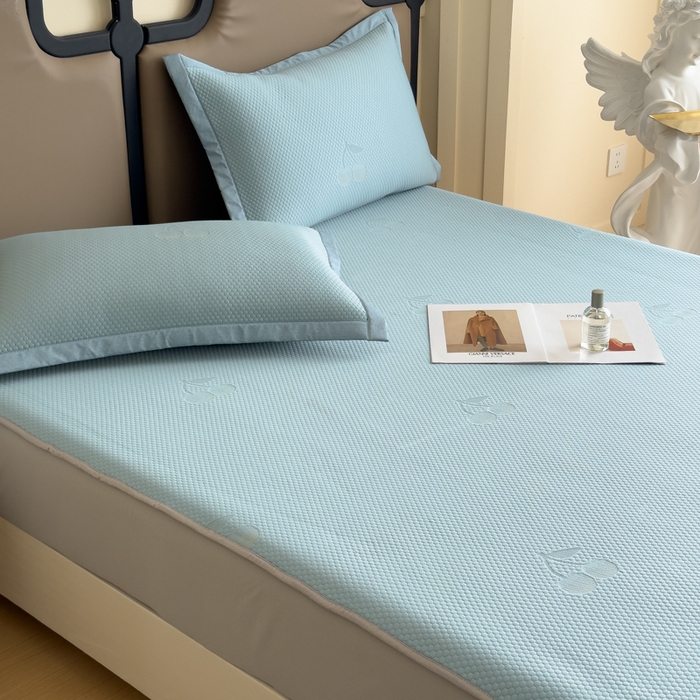 91家纺网 家纺一手货源 找家纺 瑞兴纺 2025新款高分子PE软凉席绣花款床笠款 床笠款-樱桃-蓝